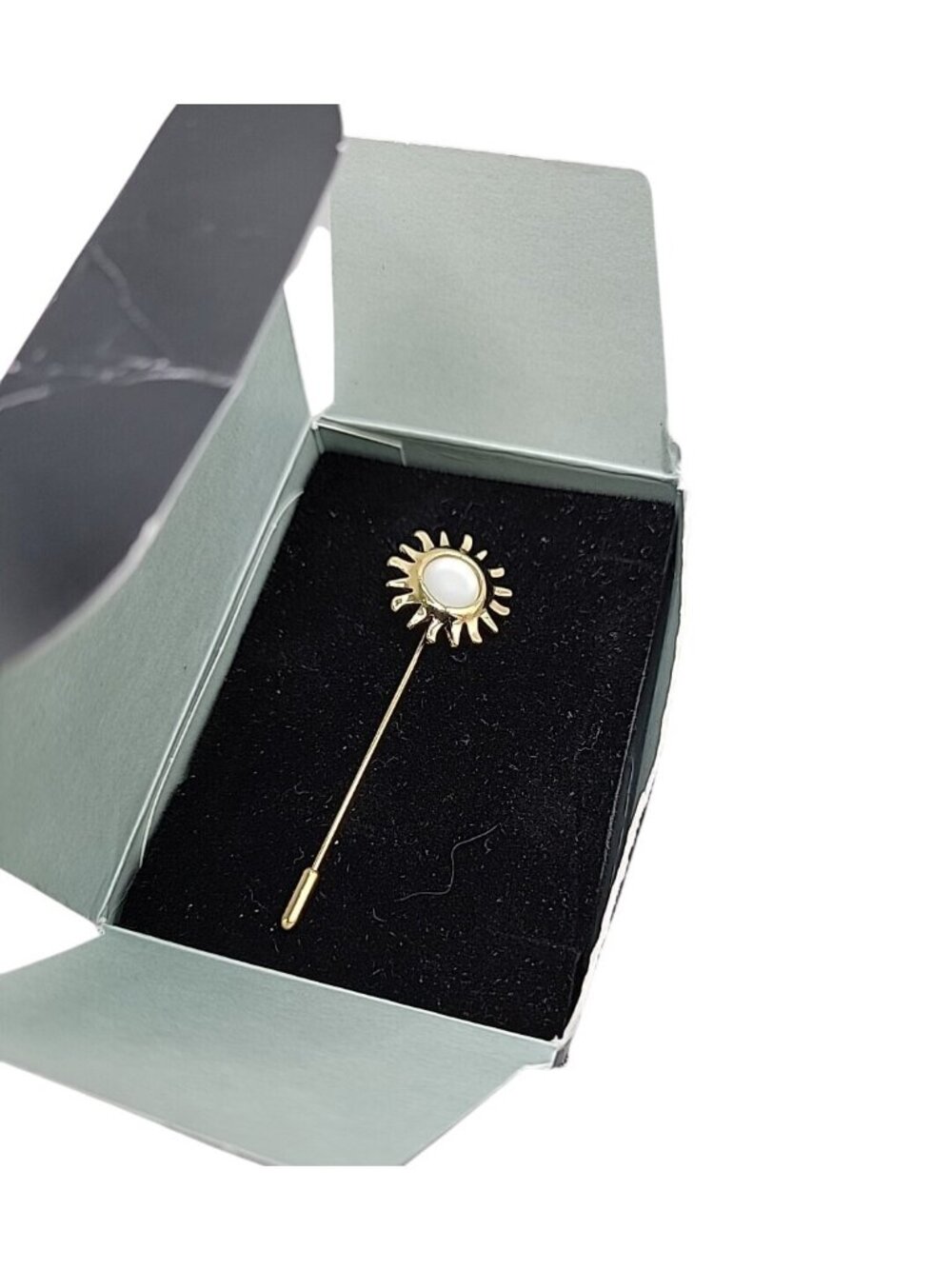 Vintage 1996 Avon Smithsonian Museum Collection Sunburst Stick Pin New in Box